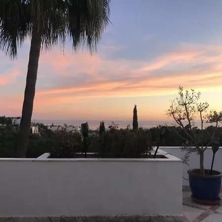 Stunning 175 M2 With Terrace And Jacuzzi * 马尔韦利亚