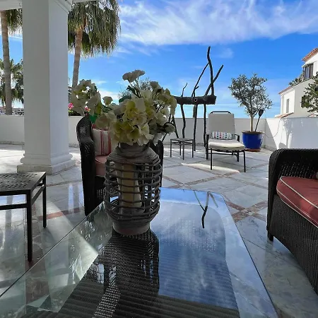 Stunning 175 M2 With Terrace And Jacuzzi 马尔韦利亚