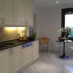 Stunning 175 M2 With Terrace And Jacuzzi * Marbella