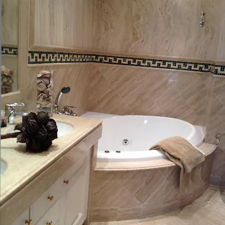 Stunning 175 M2 With Terrace And Jacuzzi