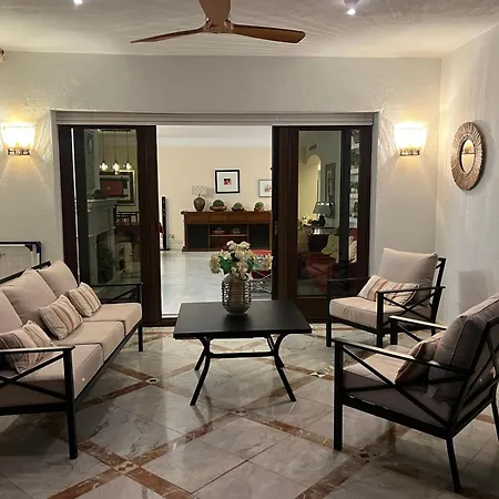 Lejlighed Stunning 175 M2 With Terrace And Jacuzzi *