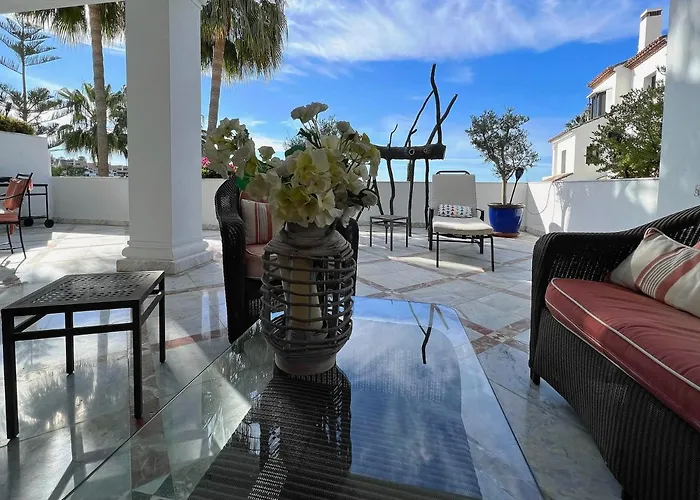 Stunning 175 M2 With Terrace And Jacuzzi Marbella