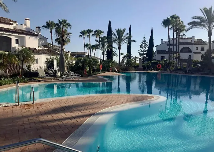 Stunning 175 M2 With Terrace And Jacuzzi Marbella